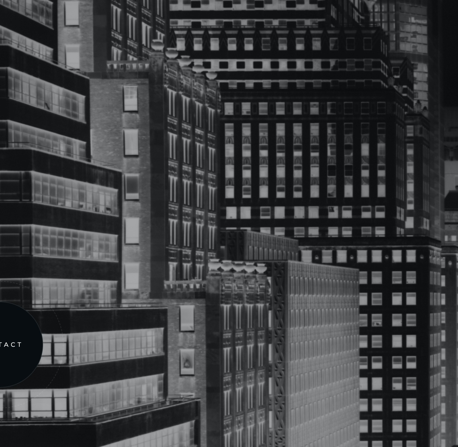 Façades de gratte-ciel de Manhattan, en noir et blanc